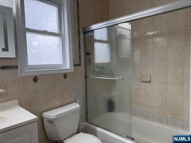 312 Centre Avenue 1, Secaucus, NJ 07094