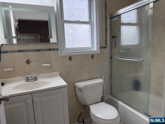 312 Centre Avenue 1, Secaucus, NJ 07094