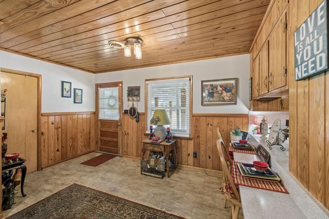 8997 Holmes Creek Rd, Smithville, TN 37166