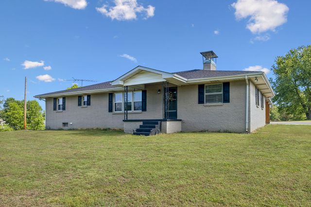8997 Holmes Creek Rd, Smithville, TN 37166
