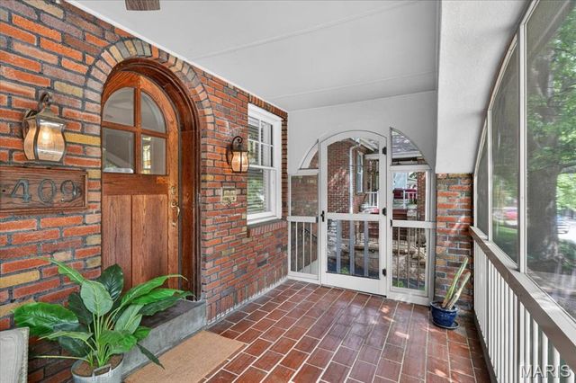409 Summit Avenue, Webster Groves, MO 63119