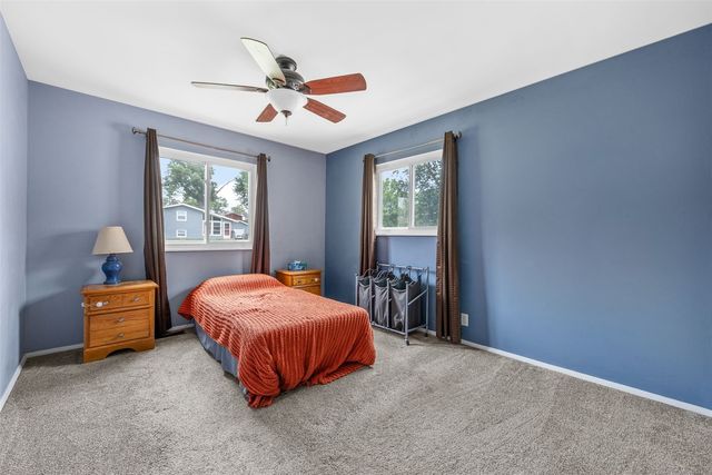 1224 18th Street NW, Cedar Rapids, IA 52405