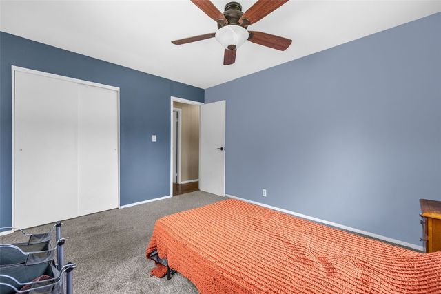 1224 18th Street NW, Cedar Rapids, IA 52405