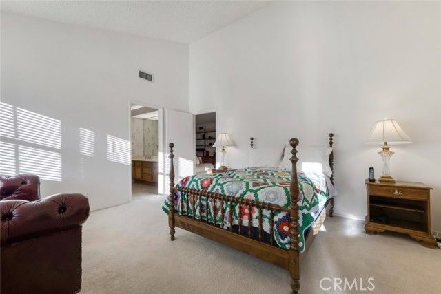 18200 Andrea Circle 6, Northridge (los Angeles), CA 91325