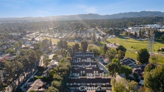 18200 Andrea Circle 6, Northridge (los Angeles), CA 91325