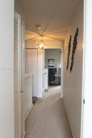 201 Mallory Ct, Weston, FL 33326