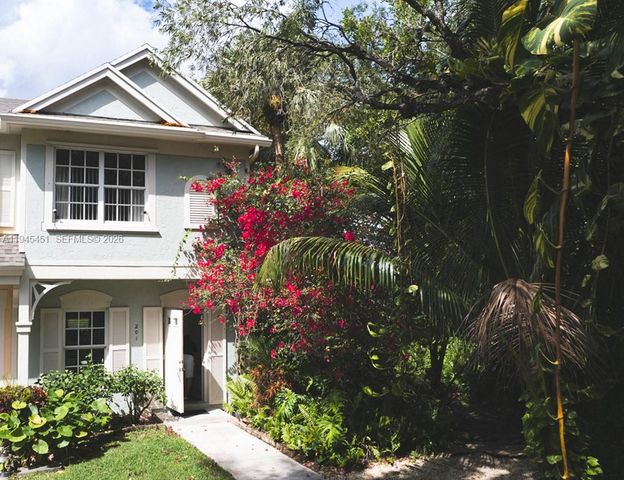 201 Mallory Ct, Weston, FL 33326