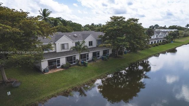 201 Mallory Ct, Weston, FL 33326