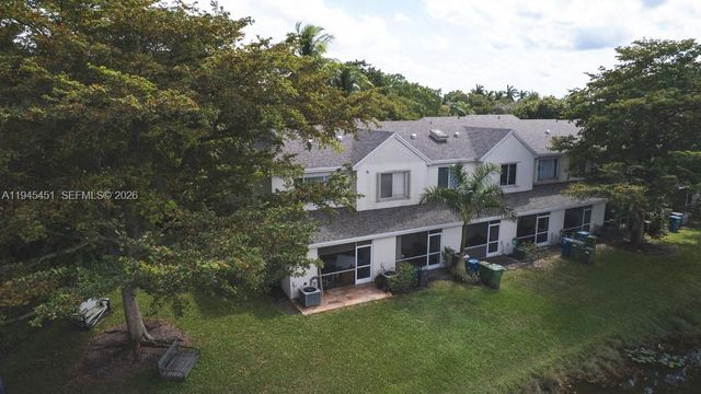 201 Mallory Ct, Weston, FL 33326