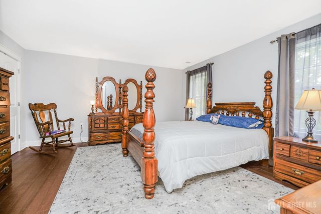 741 Beach Avenue, Beachwood, NJ 08722