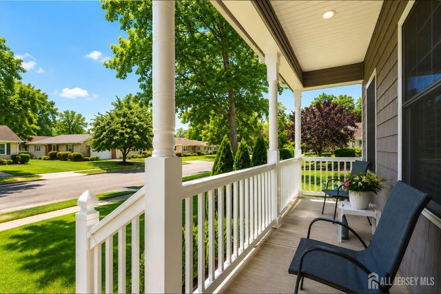 741 Beach Avenue, Beachwood, NJ 08722