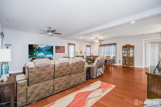 741 Beach Avenue, Beachwood, NJ 08722