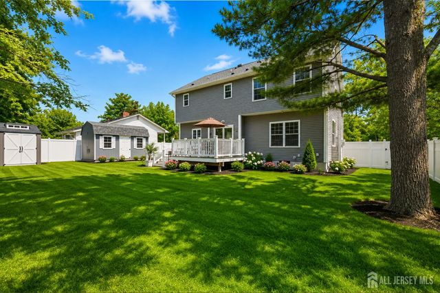 741 Beach Avenue, Beachwood, NJ 08722