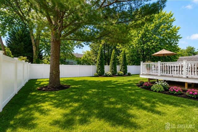 741 Beach Avenue, Beachwood, NJ 08722