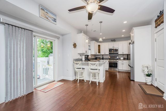 741 Beach Avenue, Beachwood, NJ 08722
