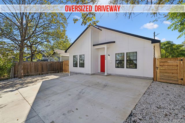 120 Canadian St, San Antonio, TX 78202