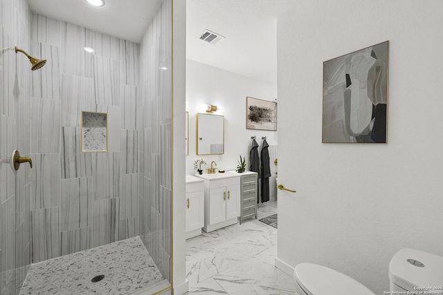 120 Canadian St, San Antonio, TX 78202