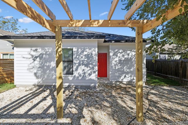 120 Canadian St, San Antonio, TX 78202