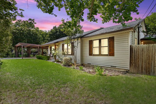 900 W Reeves, Decatur, TX 76234