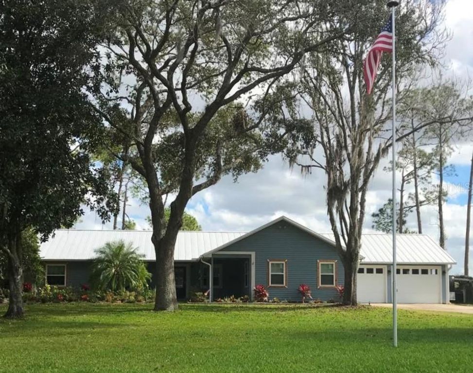 Image 1 of property listing at 3829 LAKE PICKETT COURT, Orlando, FL 32820