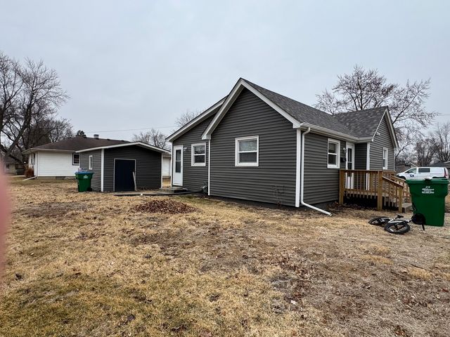 211 1st Street, Mendota, IL 61342