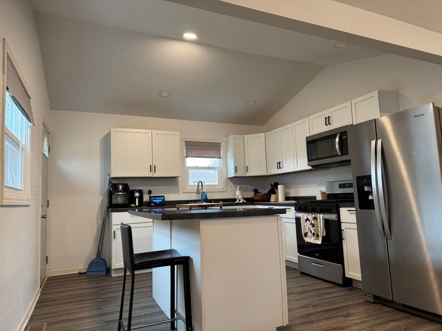 211 1st Street, Mendota, IL 61342