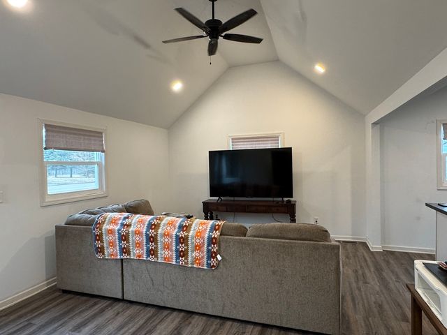 211 1st Street, Mendota, IL 61342