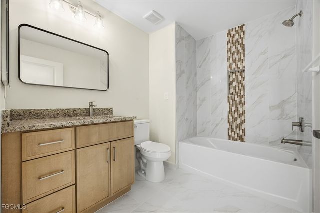 812-814 Mohawk PKWY, Cape Coral, FL 33914