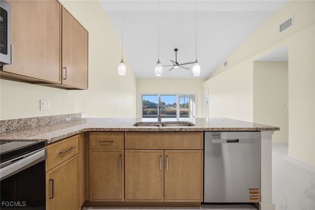 812-814 Mohawk PKWY, Cape Coral, FL 33914