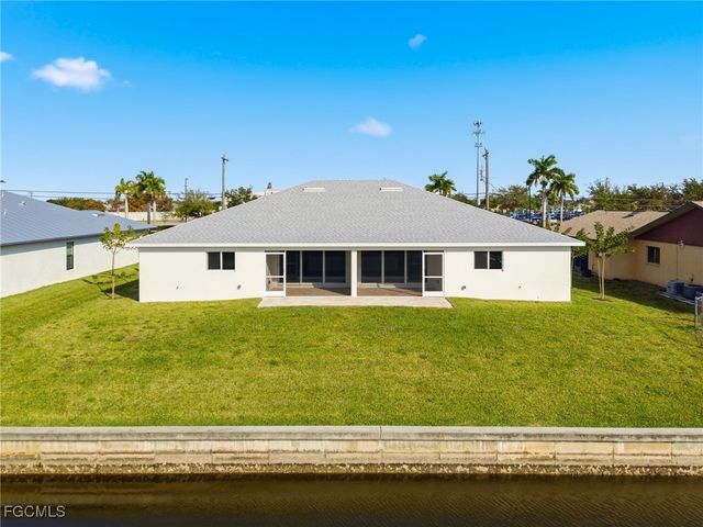 812-814 Mohawk PKWY, Cape Coral, FL 33914