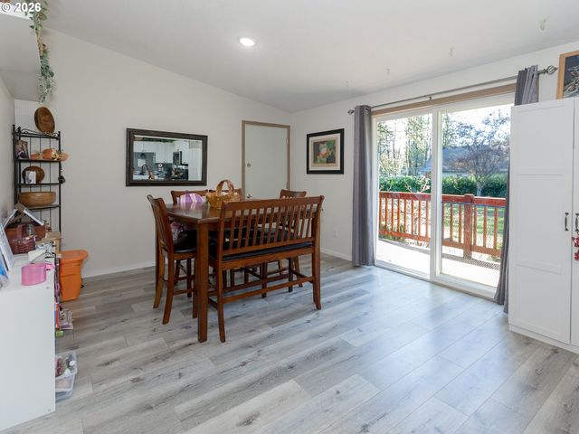 111 LAUREL Ln, Washougal, WA 98671