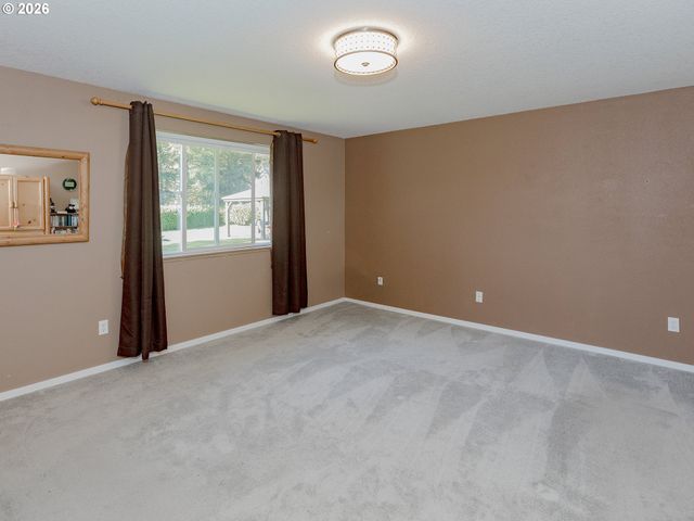 111 LAUREL Ln, Washougal, WA 98671