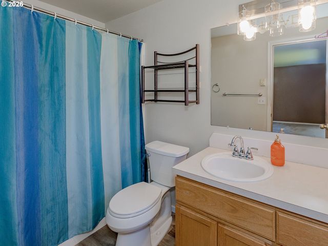 111 LAUREL Ln, Washougal, WA 98671