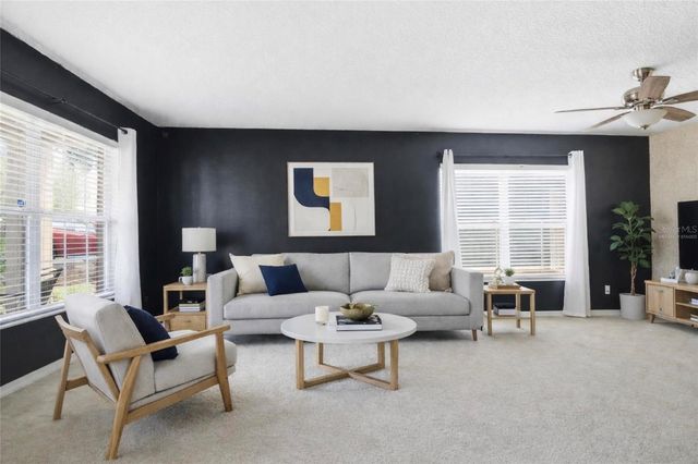 2463 MARTINS RUN, Tavares, FL 32778