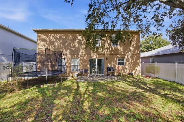 2463 MARTINS RUN, Tavares, FL 32778