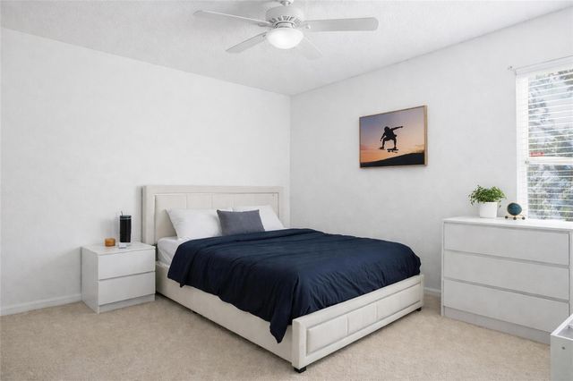 2463 MARTINS RUN, Tavares, FL 32778