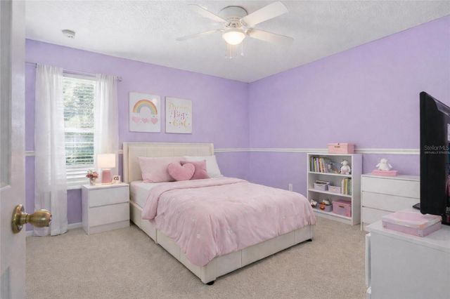 2463 MARTINS RUN, Tavares, FL 32778