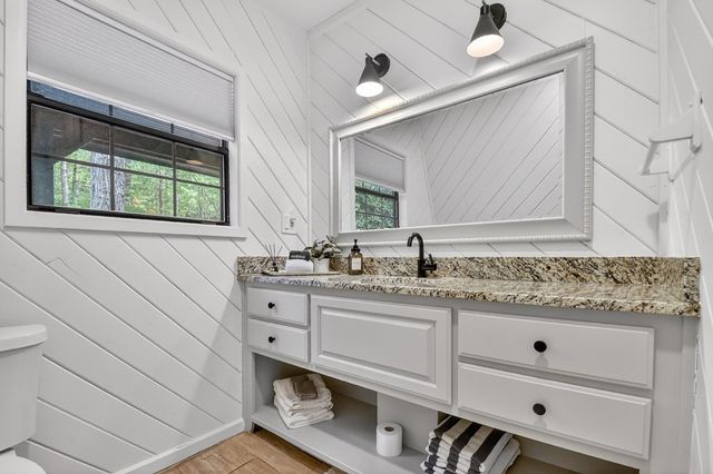 144 Lake Cove Circle, Morganton, GA 30560