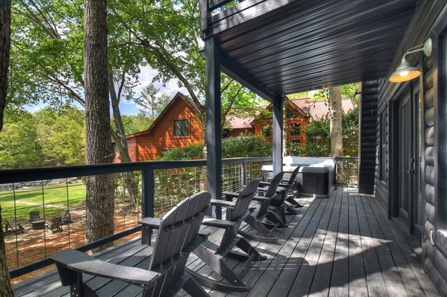 144 Lake Cove Circle, Morganton, GA 30560