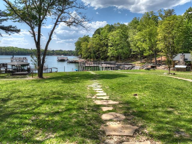 144 Lake Cove Circle, Morganton, GA 30560