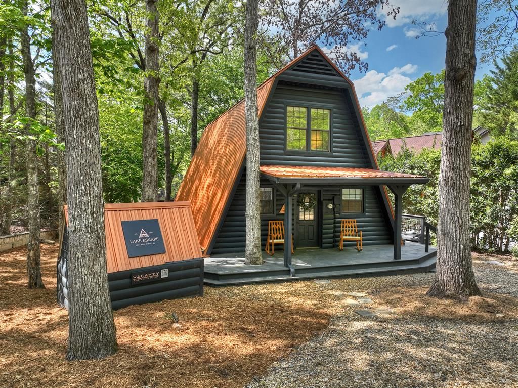 144 Lake Cove Circle, Morganton, GA 30560