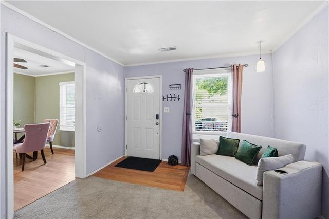 609 E Bristol Lane, Olathe, KS 66061