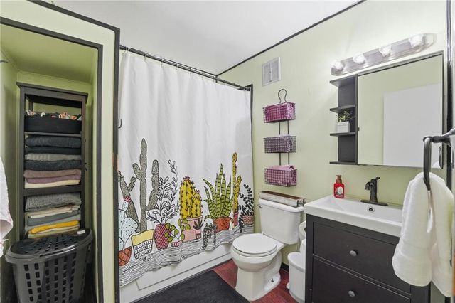 609 E Bristol Lane, Olathe, KS 66061