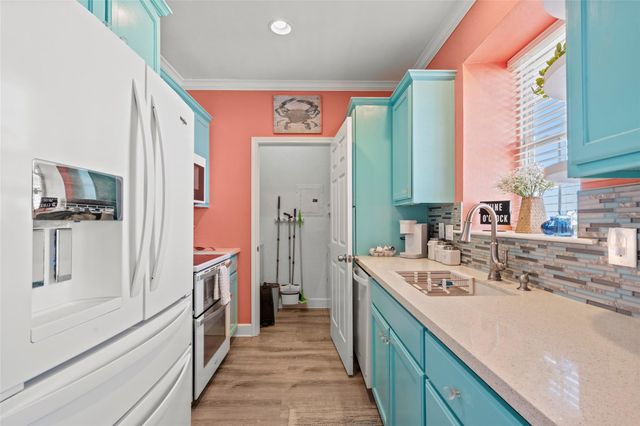 7000 Seawall Boulevard 1026, Galveston, TX 77551
