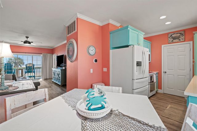 7000 Seawall Boulevard 1026, Galveston, TX 77551