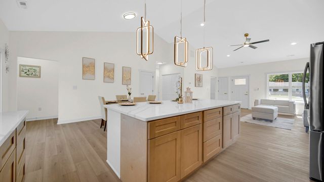 2863 Benton Street, Lake Station, IN 46405