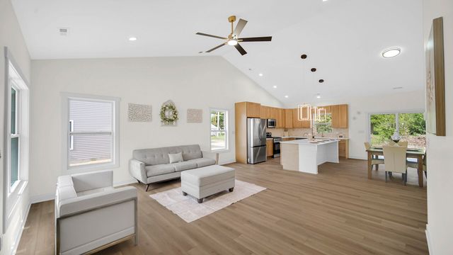 2863 Benton Street, Lake Station, IN 46405