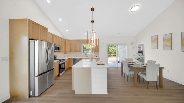 2863 Benton Street, Lake Station, IN 46405