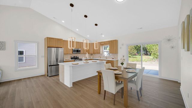 2863 Benton Street, Lake Station, IN 46405