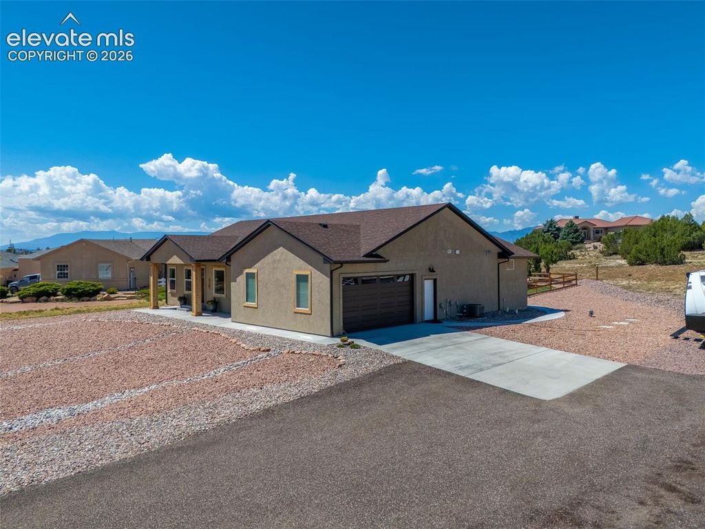 519 S Woodstock Drive, Pueblo West, CO 81007 — photo 3